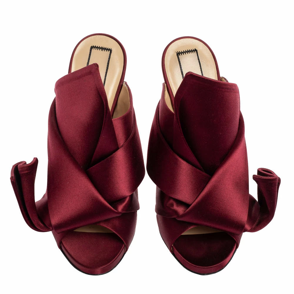 N21 N°21 Burgundy Satin Ronny Pleated Slide Sandals Size 37 Women N21 N°21 Burgundy Satin Ronny Pleated Slide Sandals Size 37 Women -N21shop luxury women n21 used shoes p615137 008