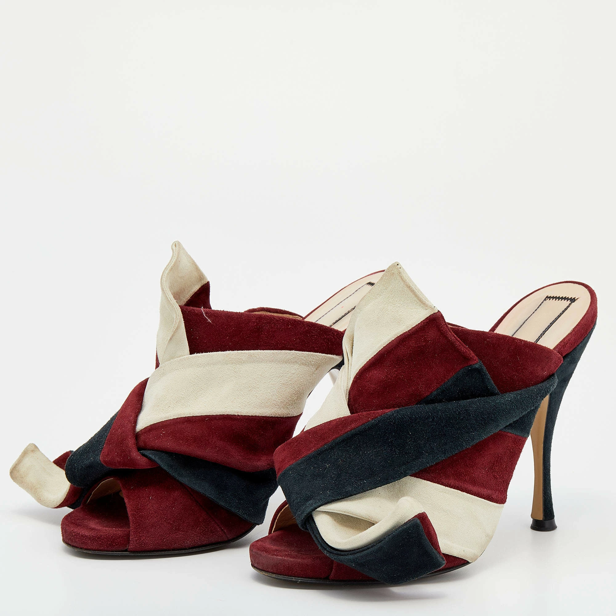 N21 Multicolor Suede Ronny Pleated Mules Size 39 Women Sandals N21 Multicolor Suede Ronny Pleated Mules Size 39 Women Sandals -N21shop luxury women n21 used shoes p630562 003