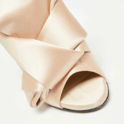 N21 Nº21 Beige Satin Raso Knot Peep-Toe Mules Size 40 Women Sandals 8 N21 Nº21 Beige Satin Raso Knot Peep-Toe Mules Size 40 Women Sandals -N21shop luxury women n21 used shoes p641205 006
