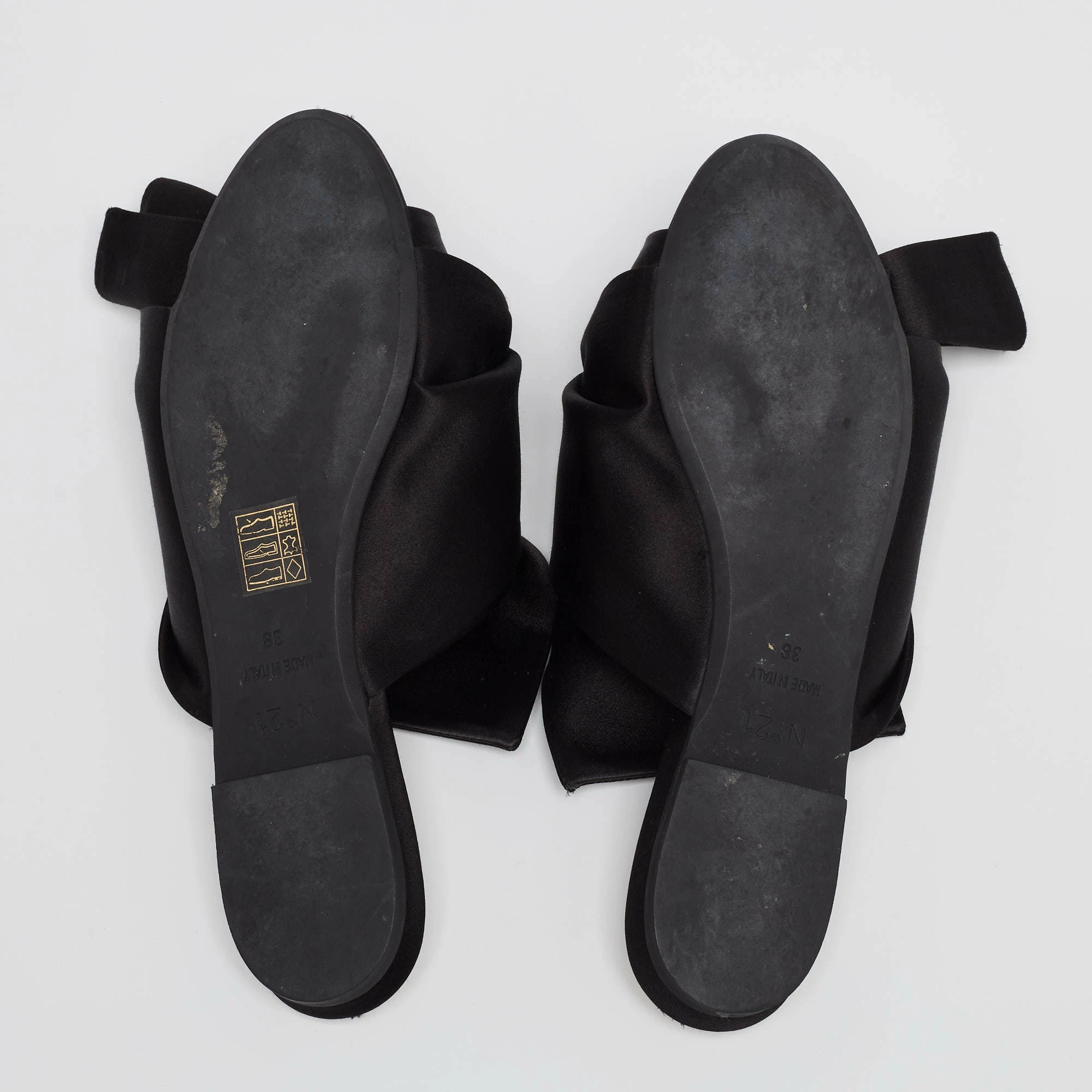 N21 Black Satin Knot Flat Mules Size 38 Women Flats N21 Black Satin Knot Flat Mules Size 38 Women Flats -N21shop luxury women n21 used shoes p643419 002