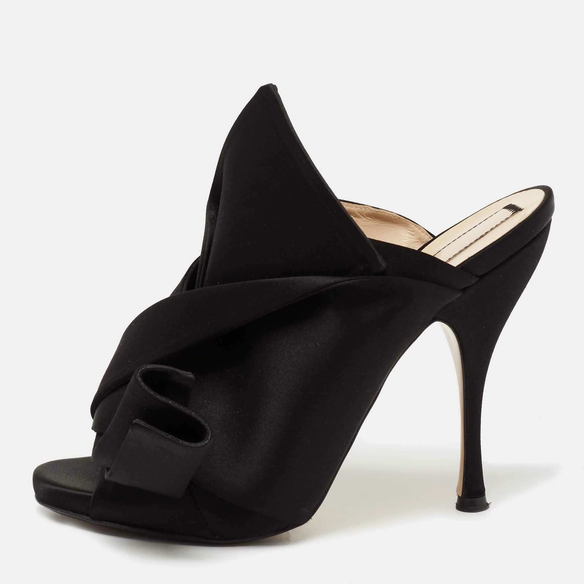 N21 N°21 Black Satin Ronny Pleated Mules Size 37 Women Sandals N21 N°21 Black Satin Ronny Pleated Mules Size 37 Women Sandals -N21shop luxury women n21 used shoes p649119 003