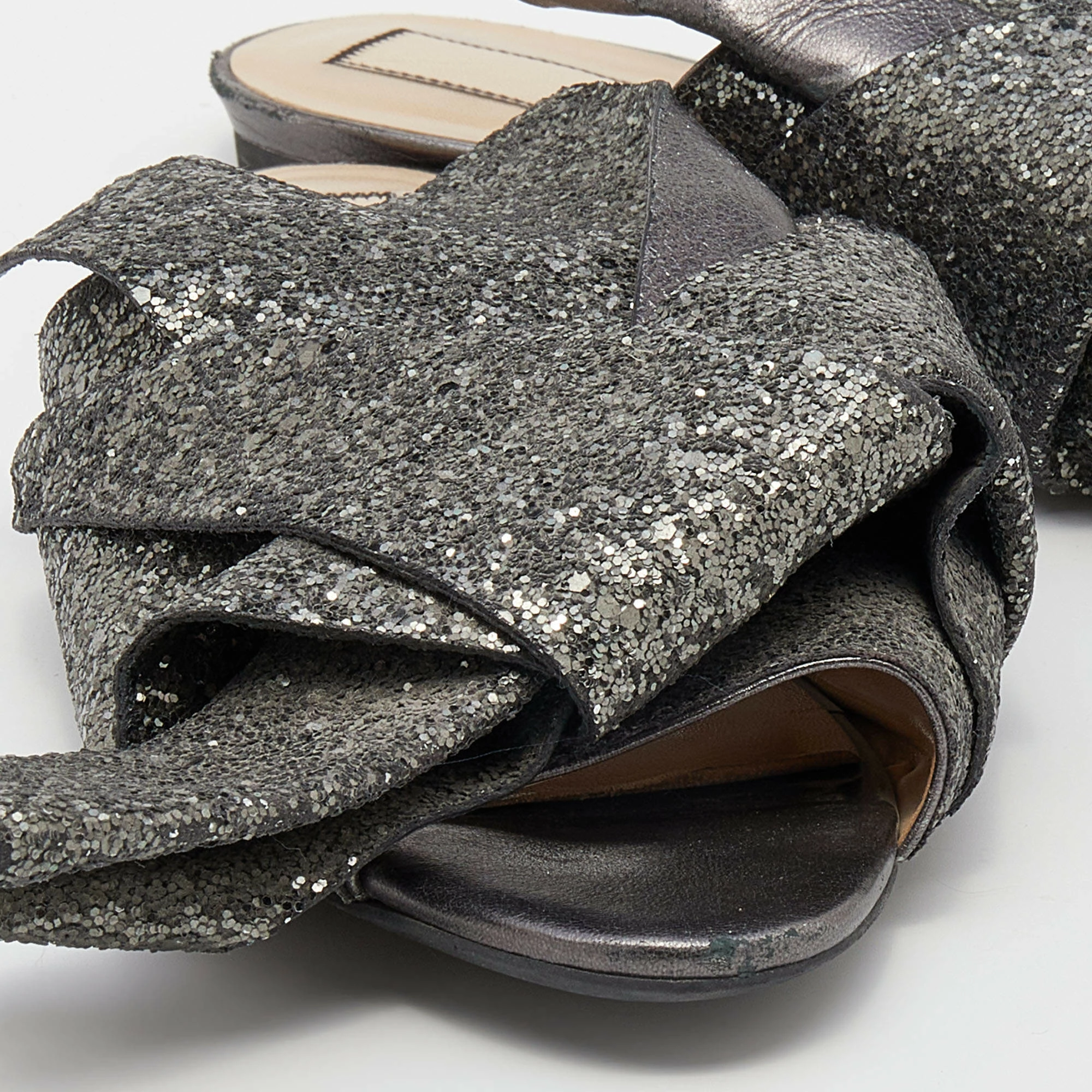 N21 Nº21 Grey Coarse Glitter Bow Sandals Size 40 Women N21 Nº21 Grey Coarse Glitter Bow Sandals Size 40 Women -N21shop luxury women n21 used shoes p649440 009
