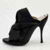 N21 Nº21 Black Satin Raso Knot Peep Toe Slide Mules Size 41 Women Sandals 2 N21 Nº21 Black Satin Raso Knot Peep Toe Slide Mules Size 41 Women Sandals -N21shop luxury women n21 used shoes p656464 002