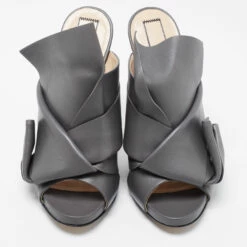 N21 N°21 Grey Leather Ronny Pleated Mules Size 38 Women Sandals 4 N21 N°21 Grey Leather Ronny Pleated Mules Size 38 Women Sandals -N21shop luxury women n21 used shoes p658173 006