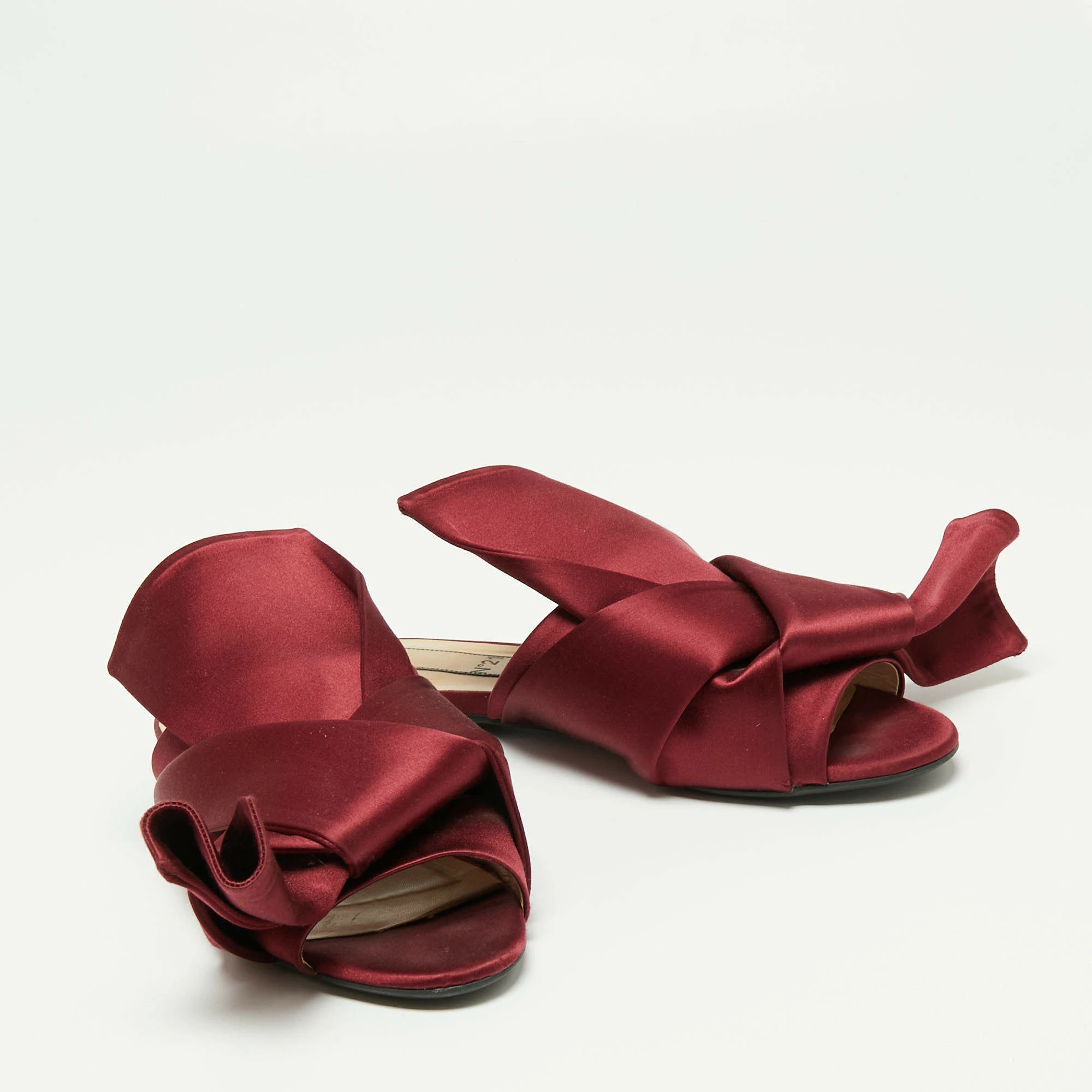 N21 Nº21 Burgundy Satin Knot Flat Mules Size 39 Women Flats N21 Nº21 Burgundy Satin Knot Flat Mules Size 39 Women Flats -N21shop luxury women n21 used shoes p659532 007