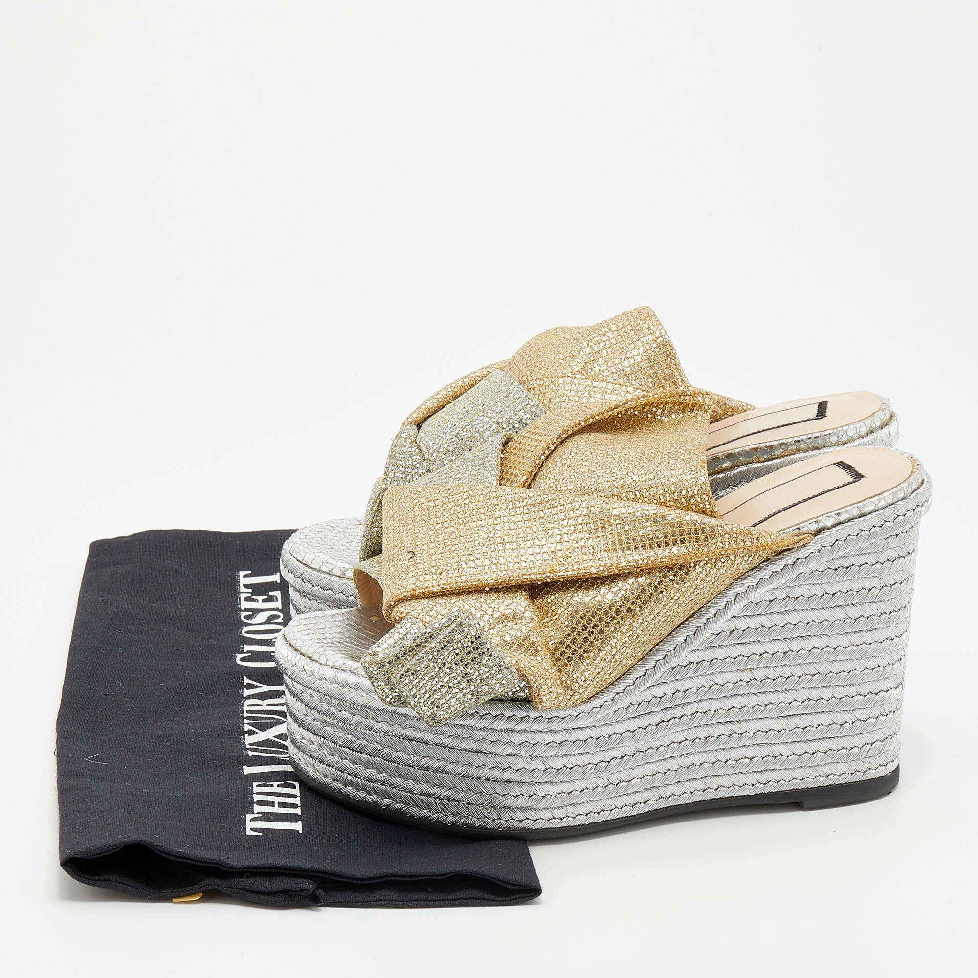 N21 Silver/Gold Glitter Fabric Raso Knot Espadrille Platform Wedge Sandals Size 35.5 Women N21 Silver/Gold Glitter Fabric Raso Knot Espadrille Platform Wedge Sandals Size 35.5 Women -N21shop luxury women n21 used shoes p663833 001