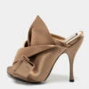 N21 N°21 Light Brown Satin Raso Knot Mules Size 38.5 Women Sandals 1 N21 N°21 Light Brown Satin Raso Knot Mules Size 38.5 Women Sandals -N21shop luxury women n21 used shoes p685604 001