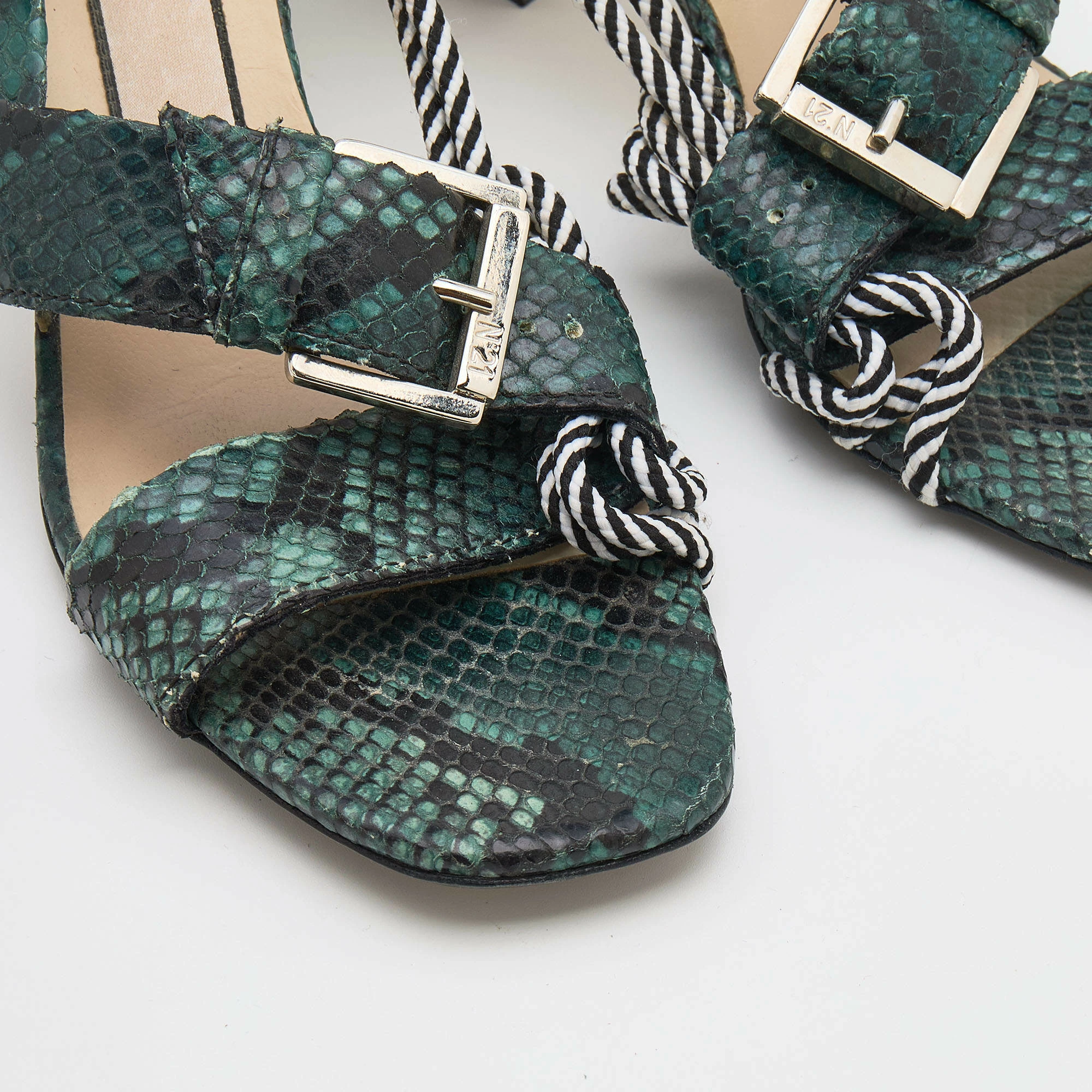 N21 Green Snakeskin Embossed Leather Buckle Detail Slingback Sandals Size 40 Women N21 Green Snakeskin Embossed Leather Buckle Detail Slingback Sandals Size 40 Women -N21shop luxury women n21 used shoes p690987 006