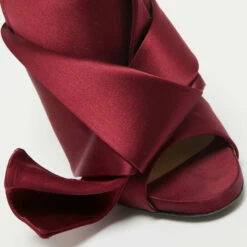 N21 N°21 Burgundy Satin Ronny Pleated Mules Sandals Size 39 Women 8 N21 N°21 Burgundy Satin Ronny Pleated Mules Sandals Size 39 Women -N21shop luxury women n21 used shoes p697974 007