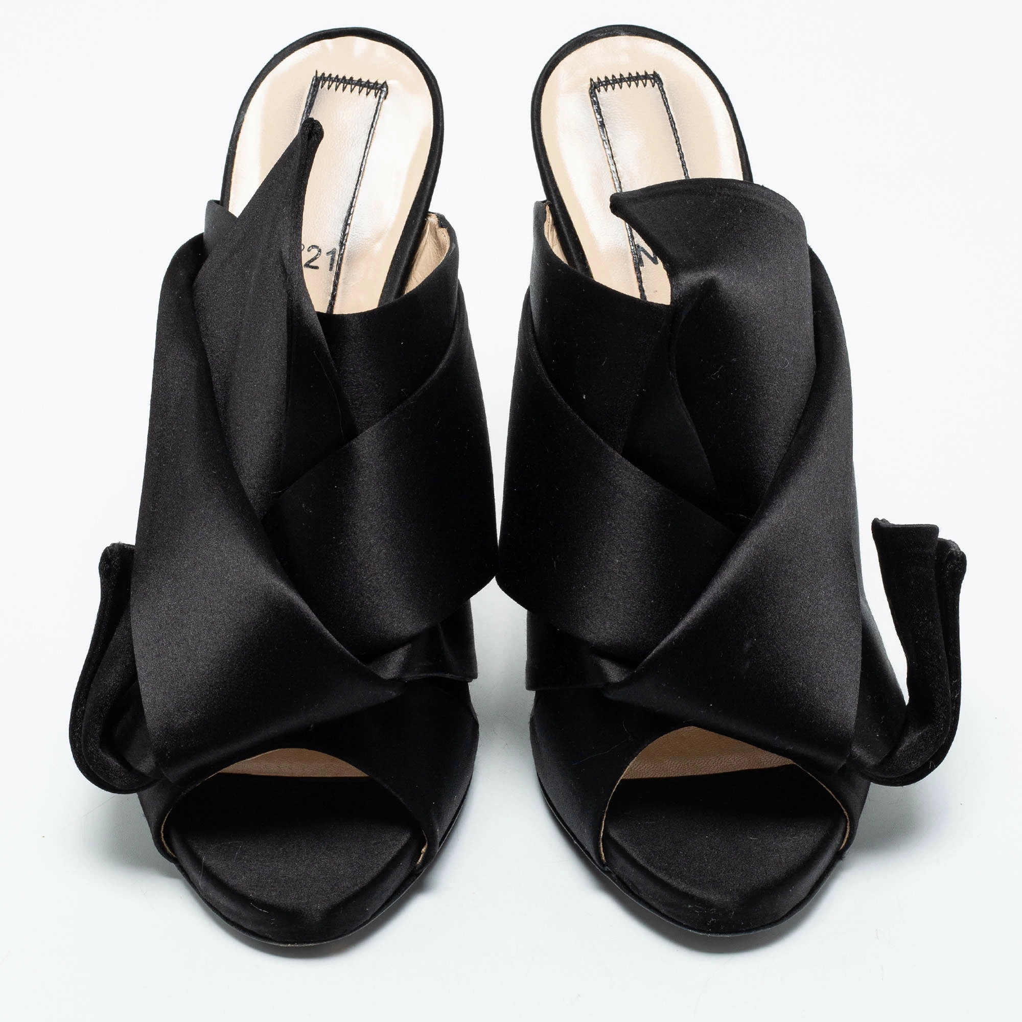 N21 Nº21 Black Satin Raso Knot Mules Size 39 Women Sandals N21 Nº21 Black Satin Raso Knot Mules Size 39 Women Sandals -N21shop luxury women n21 used shoes p701708 007