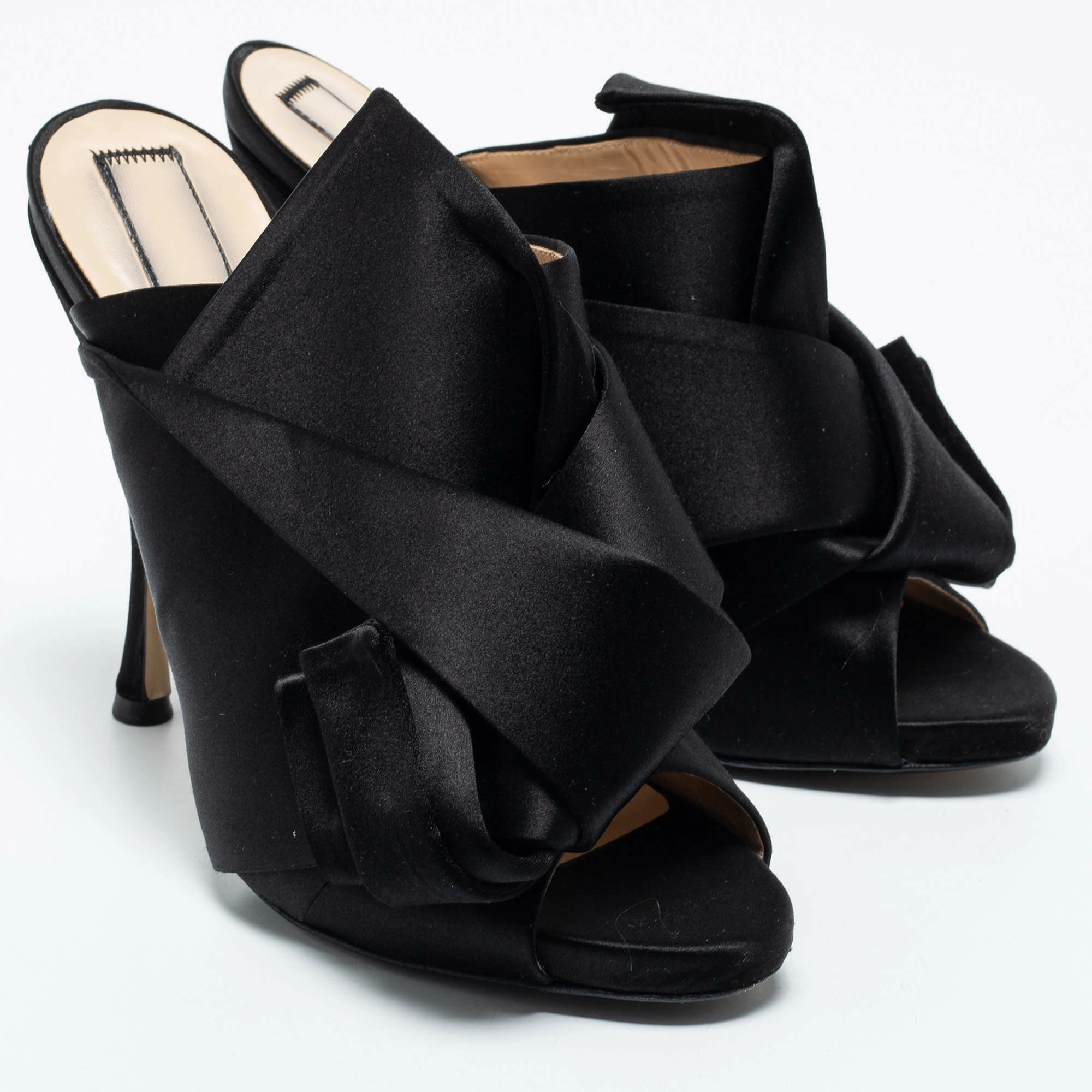 N21 Nº21 Black Satin Raso Knot Mules Size 39 Women Sandals N21 Nº21 Black Satin Raso Knot Mules Size 39 Women Sandals -N21shop luxury women n21 used shoes p701708 008