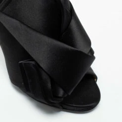 N21 Nº21 Black Satin Raso Knot Mules Size 39 Women Sandals 8 N21 Nº21 Black Satin Raso Knot Mules Size 39 Women Sandals -N21shop luxury women n21 used shoes p701708 009