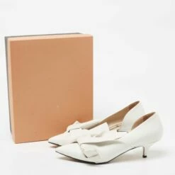 N21 Nº21 White Leather Knot Pointed Toe Kitten Pumps Size 38.5 Women 10 N21 Nº21 White Leather Knot Pointed Toe Kitten Pumps Size 38.5 Women -N21shop luxury women n21 used shoes p707393 001