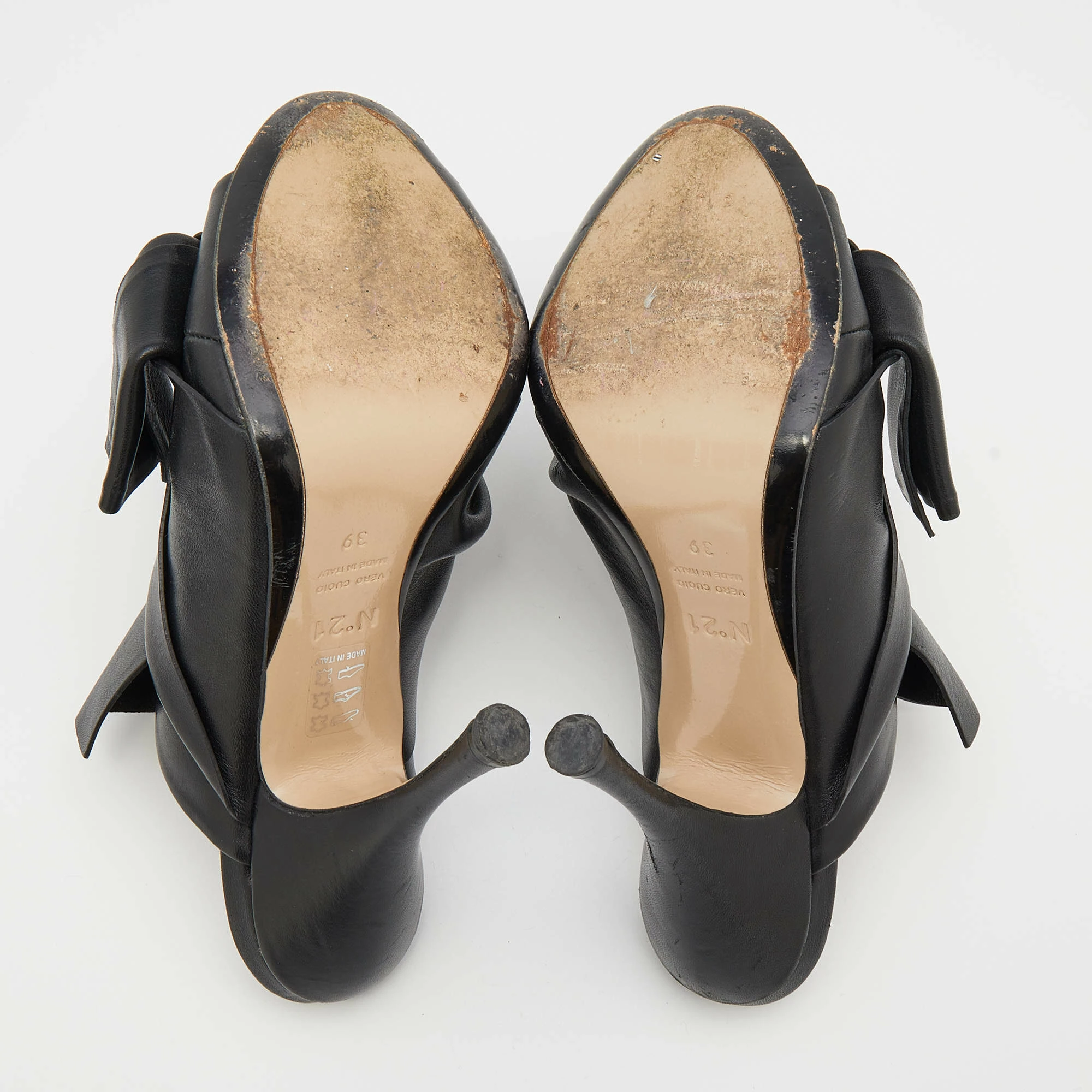 N21 N°21 Black Leather Ronny Pleated Open Toe Mules Size 39 Women Sandals N21 N°21 Black Leather Ronny Pleated Open Toe Mules Size 39 Women Sandals -N21shop luxury women n21 used shoes p707557 008