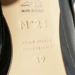 N21 N°21 Black Leather Ronny Pleated Open Toe Mules Size 39 Women Sandals 9 N21 N°21 Black Leather Ronny Pleated Open Toe Mules Size 39 Women Sandals -N21shop luxury women n21 used shoes p707557 009