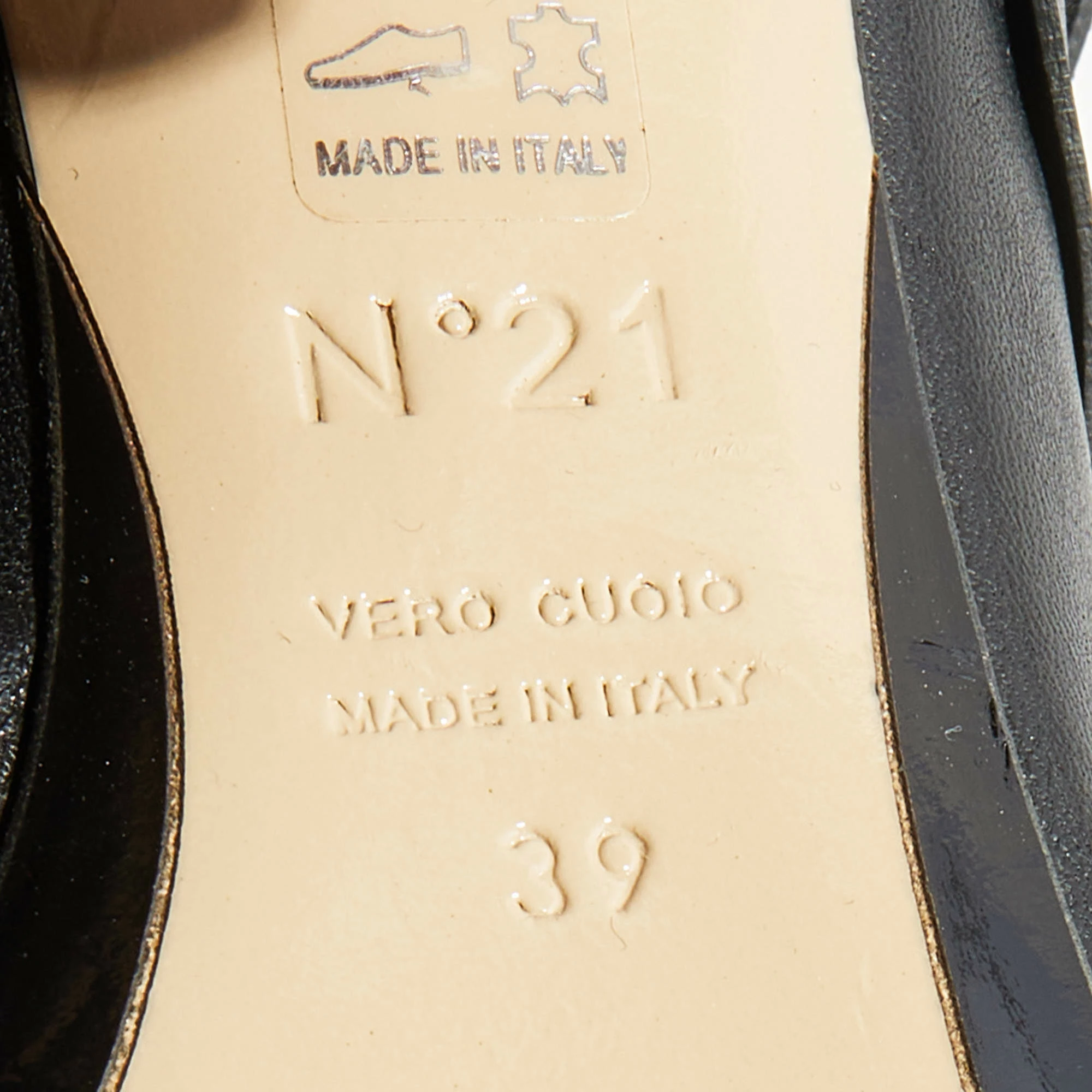 N21 N°21 Black Leather Ronny Pleated Open Toe Mules Size 39 Women Sandals N21 N°21 Black Leather Ronny Pleated Open Toe Mules Size 39 Women Sandals -N21shop luxury women n21 used shoes p707557 009